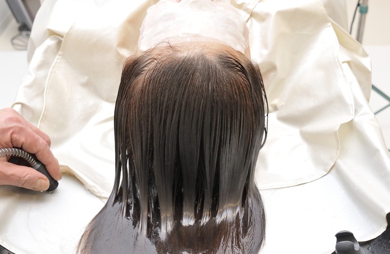 髪質改善しながら一人ひとりの髪質に合ったトリートメント | 船橋の美容室ならダメージレスにこだわるALICE.